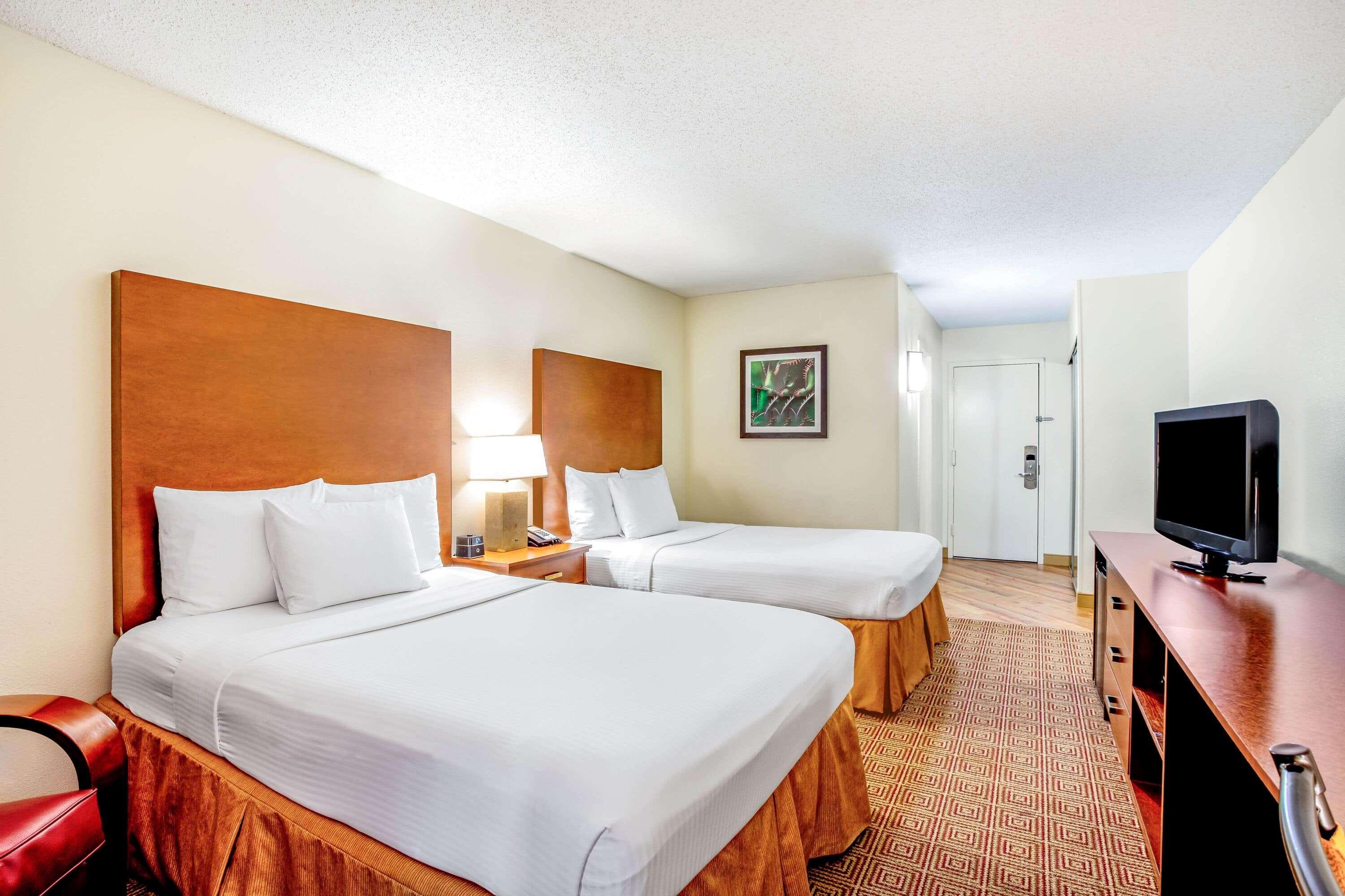 Hotel La Quinta By Wyndham Danbury Exteriér fotografie