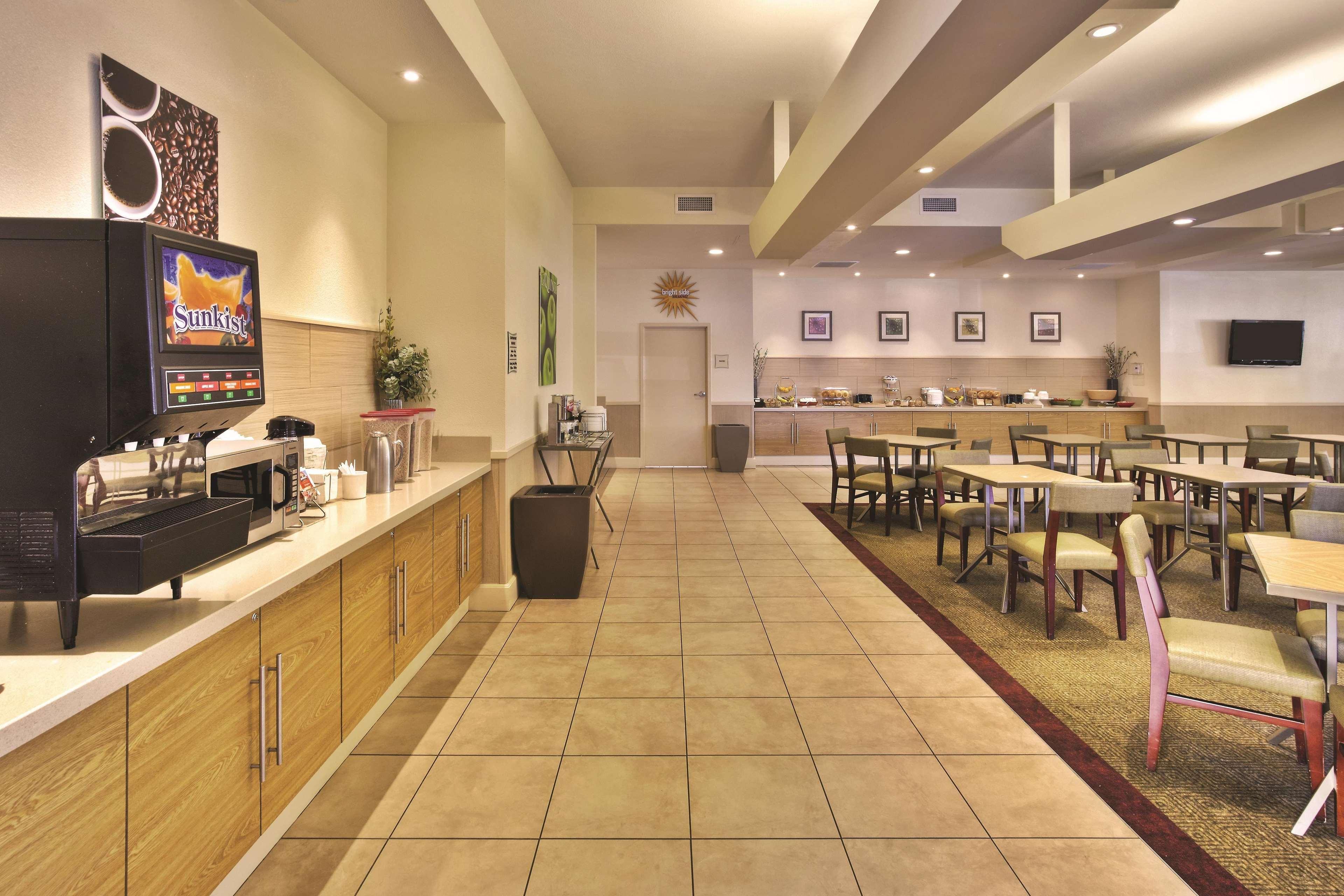 Hotel La Quinta By Wyndham Danbury Exteriér fotografie
